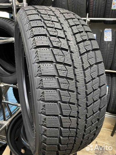 LingLong Green-Max Winter Ice I-15 SUV 245/50 R18 100T