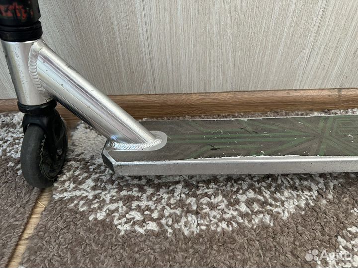 Трюковой самокат