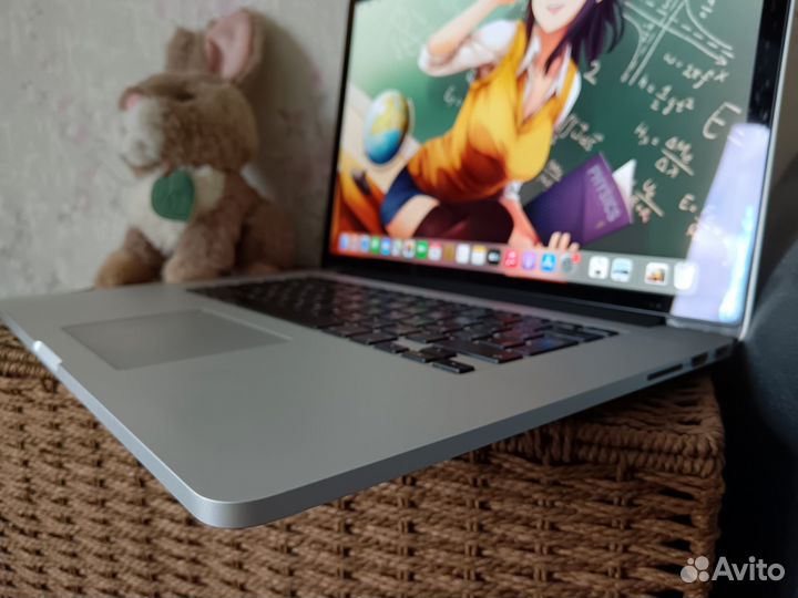 Apple MacBook Pro 15 2015 M2.SSD Как Новый