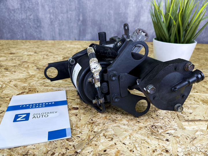 Компрессор пневмоподвески на Лексус Lexus LS430