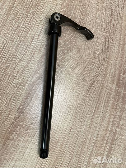 Ось для втулок 142х12