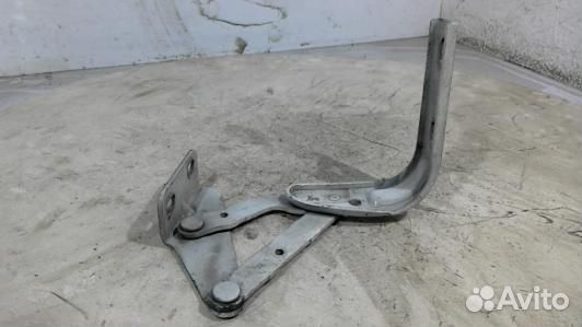 Петля капота renault master 2 (73H08D501)