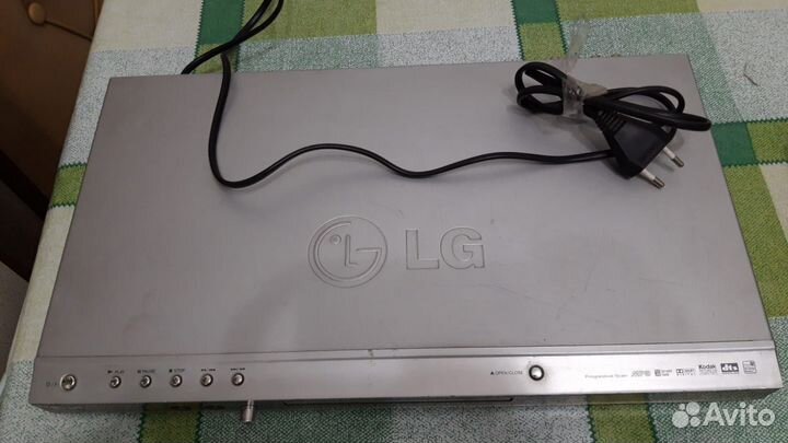 DVD плеер LG