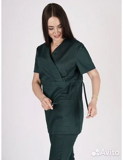 Медицинский костюм 44 новый