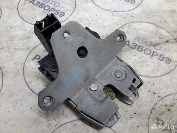 Замок багажника Ford Focus 3