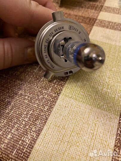 Лампа автомобильная галогеновая