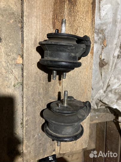 Подушки двигателя vq30det