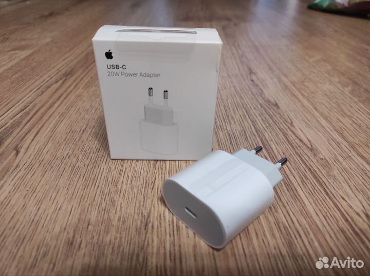 Блок быстрая зарядка 20W для iPhone