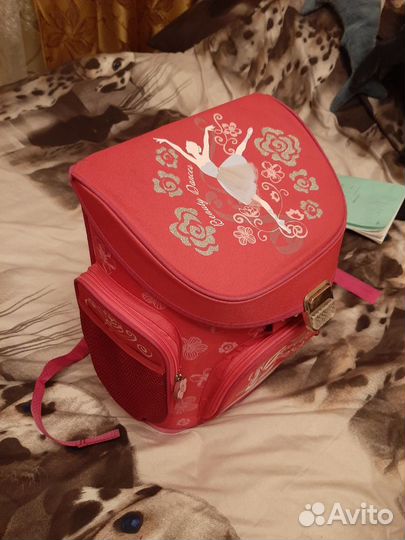 Рюкзак школьный