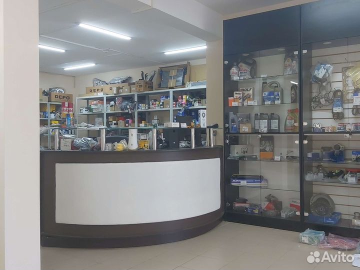 Продавец в магазин автозапчастей