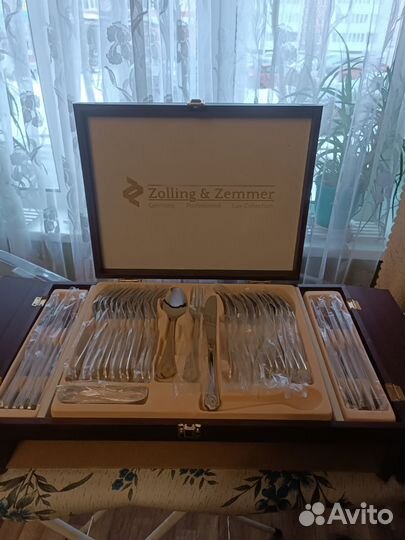 Набор столовых приборов на 12 персон