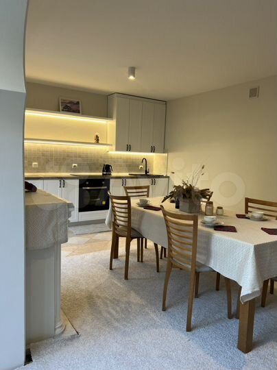 3-к. квартира, 108 м², 2/5 эт.