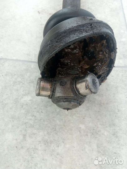 Полуось передняя левая (приводной вал, шрус) Peuge