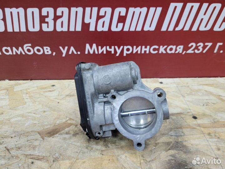 Дроссельная заслонка LADA X-Ray