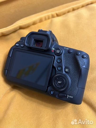 Комплект Canon EOS 6D mark ii