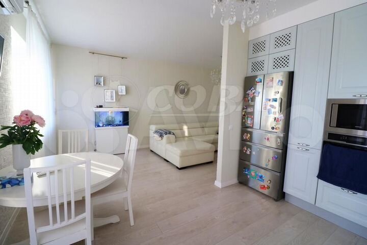 2-к. квартира, 90 м², 13/16 эт.