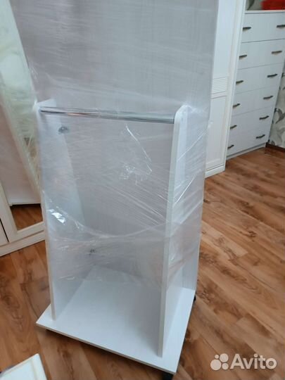 Зеркало напольное на колесах бу