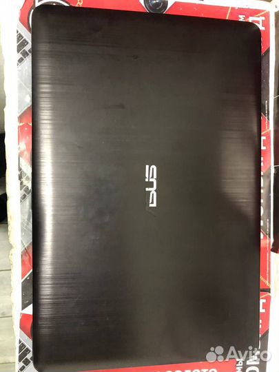 Ноутбук asus D541N