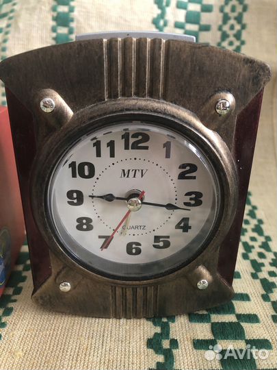 Лот советских будильников