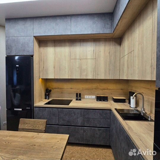Кухонный гарнитур в наличии