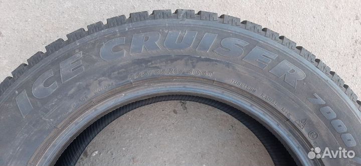 Bridgestone Ice Cruiser 7000 225/65 R17