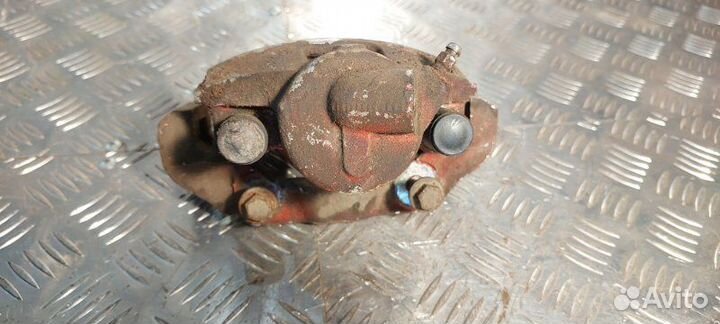 Суппорт тормозной передний правый Ford Fusion