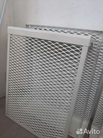 Экран / решетка на радиатор / батарею