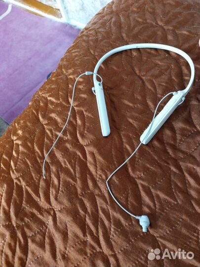 Bluetooth гарнитура sony