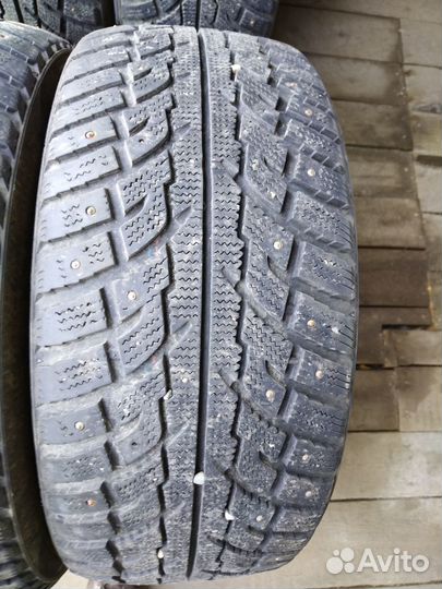 Kumho I'Zen RV Stud KC16 235/55 R17 103T