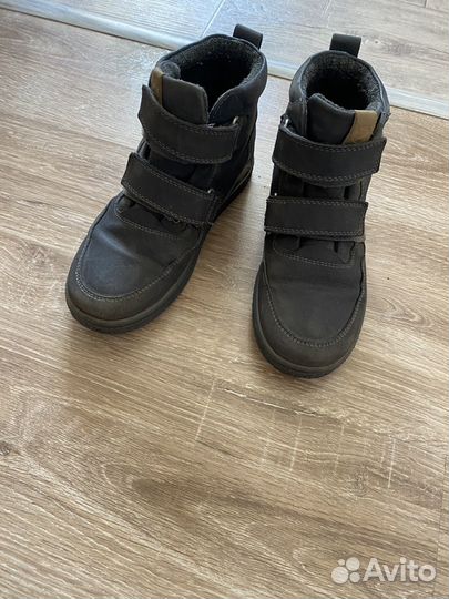 Ботинки демисезонные на мальчика 33