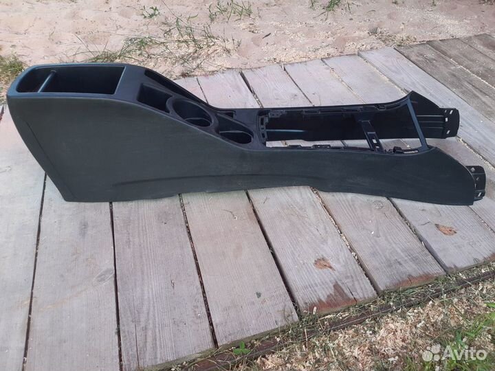 Консоль туннель на KIA ceed 2007 г