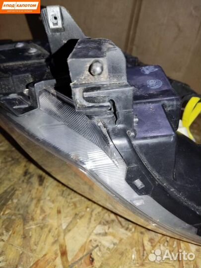 Фара правая Chevrolet Cruze