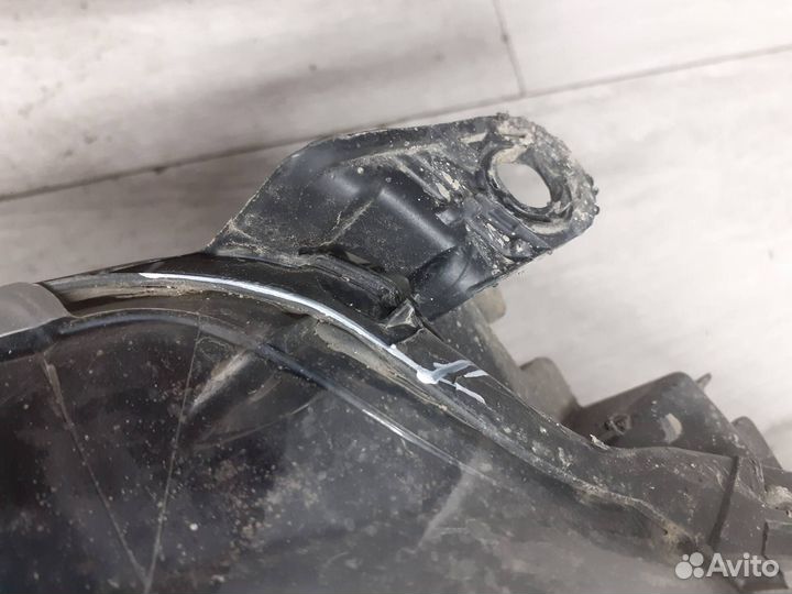 Фара правая Hyundai Solaris