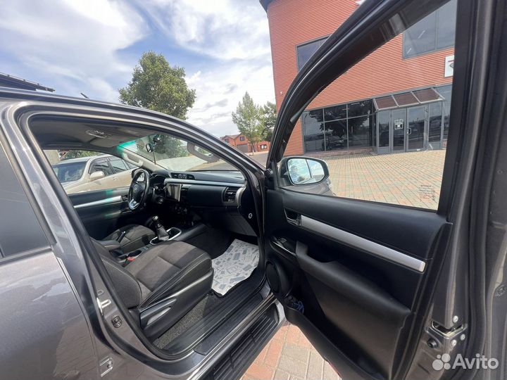 Toyota Hilux 2.4 МТ, 2019, 248 320 км