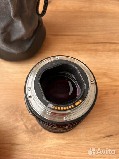 Canon EF 135mm f/2L USM