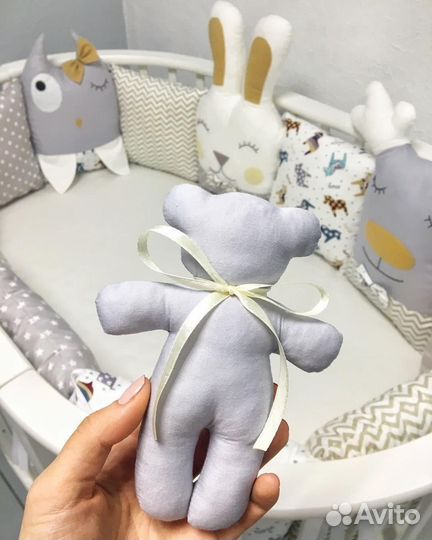 Бортики в детскую кроватку