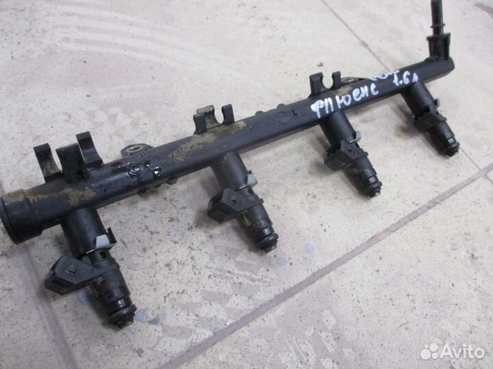 Топливная рампа Рено Флюэнс, Меган K4MV838