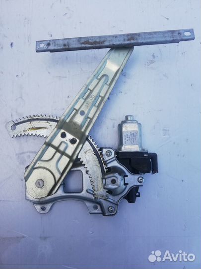 Стеклоподъемник задний левый nissan tiida C11