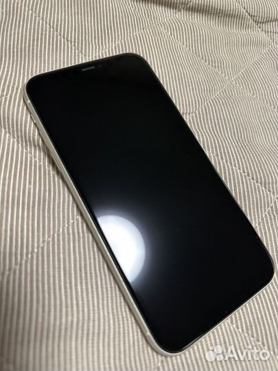 Продам iPhone 11 256