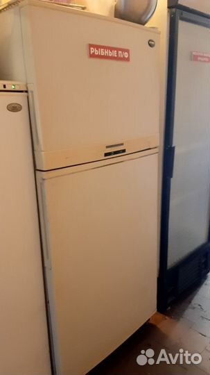 Продаю Холодильник для общепита бу (типа кола)