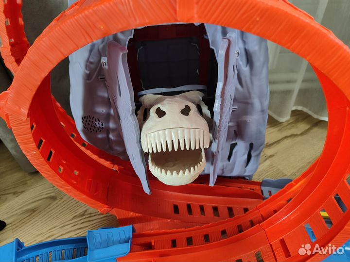 Трек hot wheels Монстер-трак вулкан арена