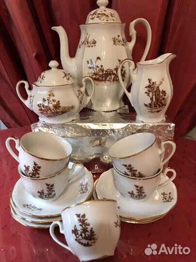 Сервизы чайный и кофейный