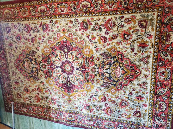 Ковер шерстяной