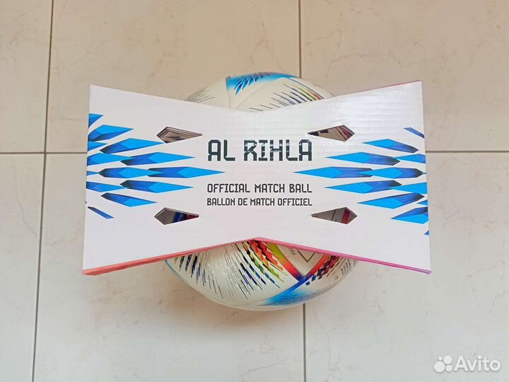 Футбольный мяч Adidas Al Rihla