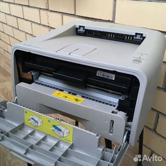 Лазерный принтер Samsung Ml-1520P