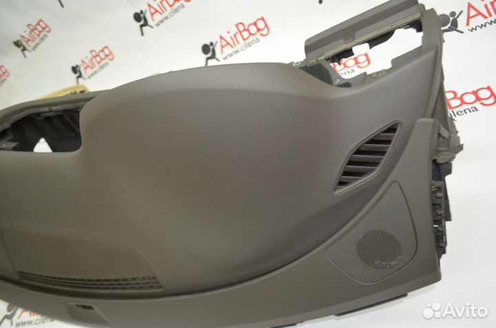 Торпедо панель приборов Audi A7 (коричн)