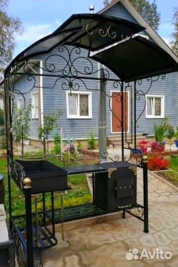 Кованый мангал с крышей