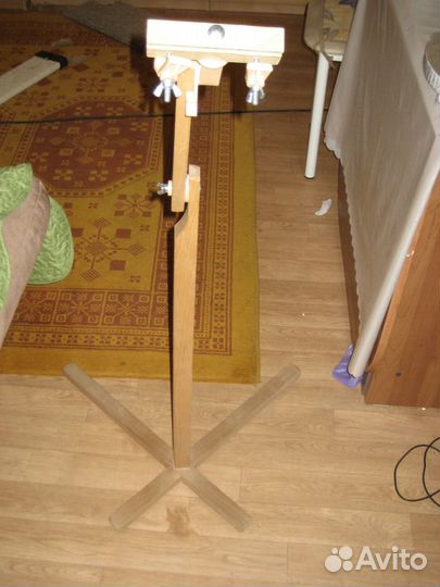Стойка\подставка для пялец напольная