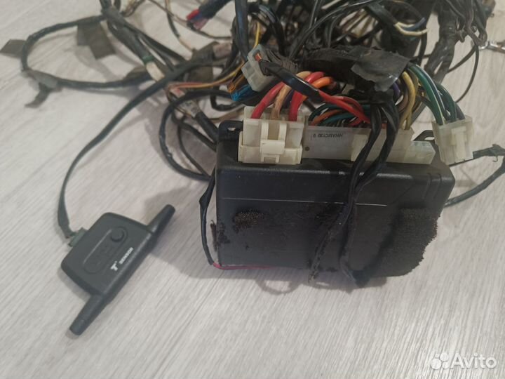 Автосигнализация с автозапуском alligator D1100RS