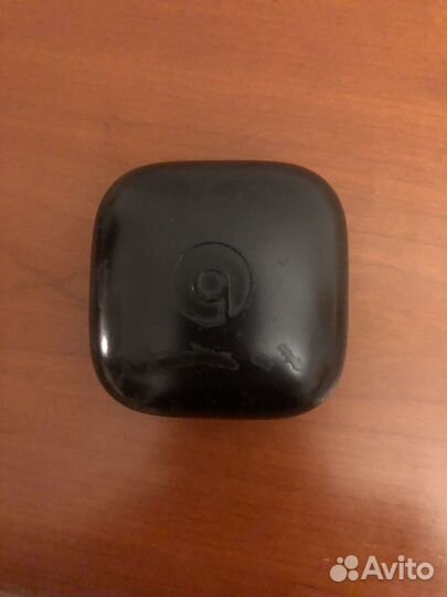 Powerbeats pro кейс